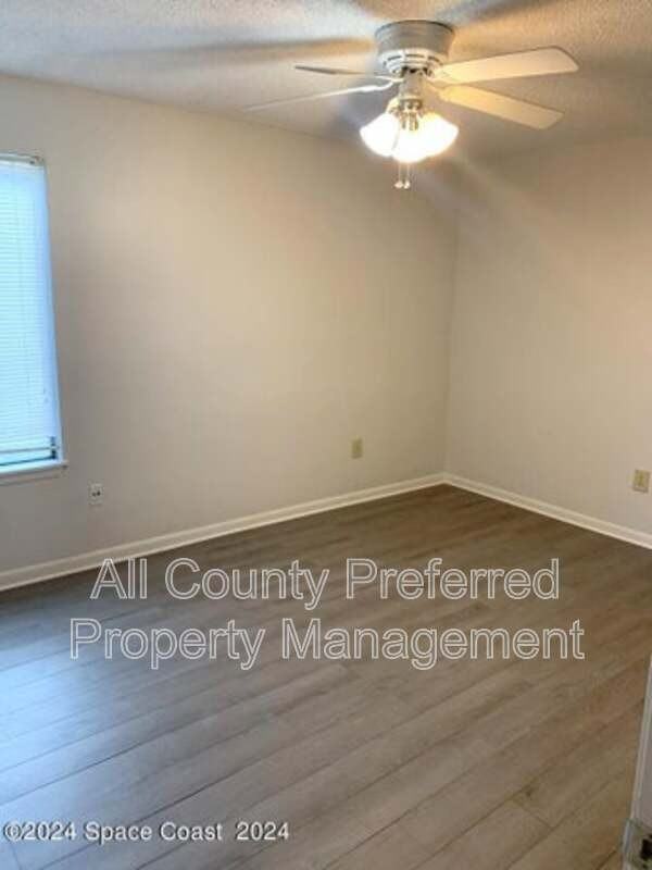 3575 Sable Palm Ln #C - Photo 3 of 6