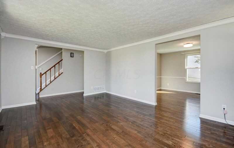 3113 Baffin Ct - Photo 2 of 15