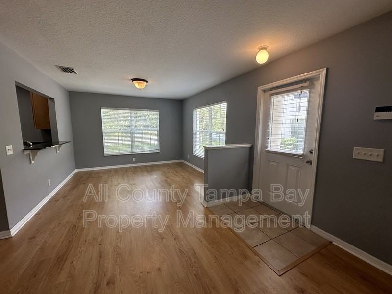 9448 Charlesberg Dr - Photo 5 of 37