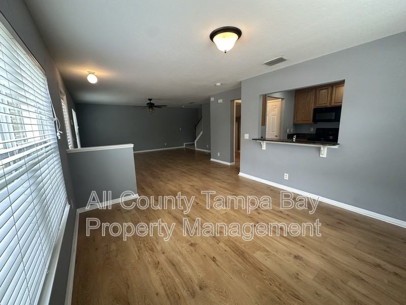 9448 Charlesberg Dr - Photo 6 of 37