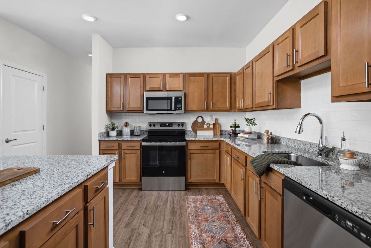 Smyrna Village Apartments of Louisville - Photo 4 of 50