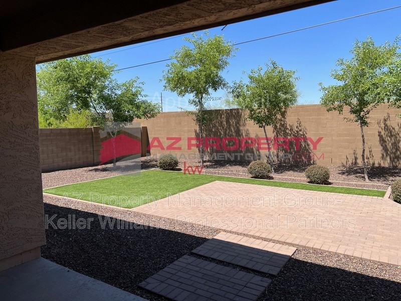 43434 N Hudson Trl - Photo 3 of 21