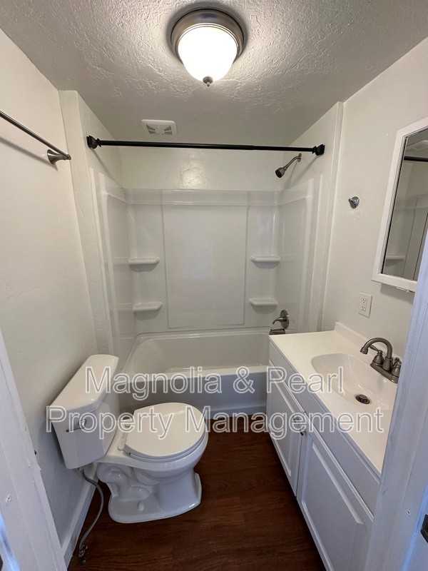 617 S 10th Ave - Photo 7 of 12