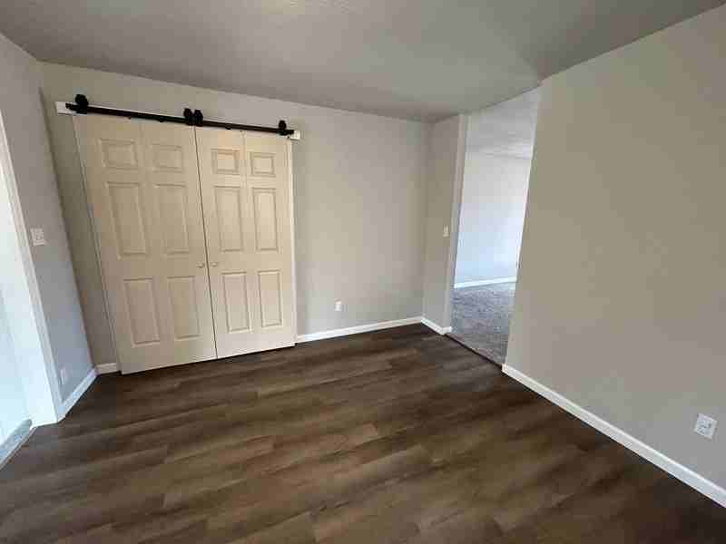 2031 Chipeta Ave - Photo 3 of 31