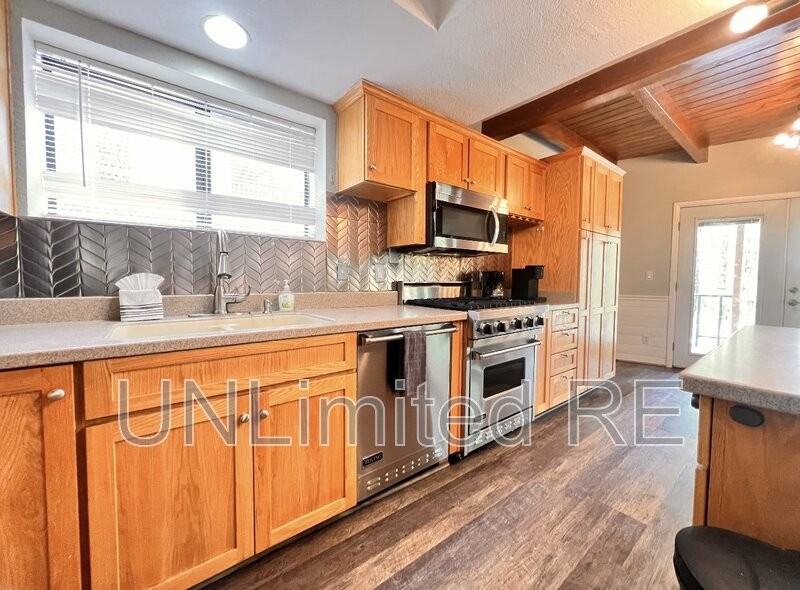 2944 Kona Trl - Photo 5 of 29