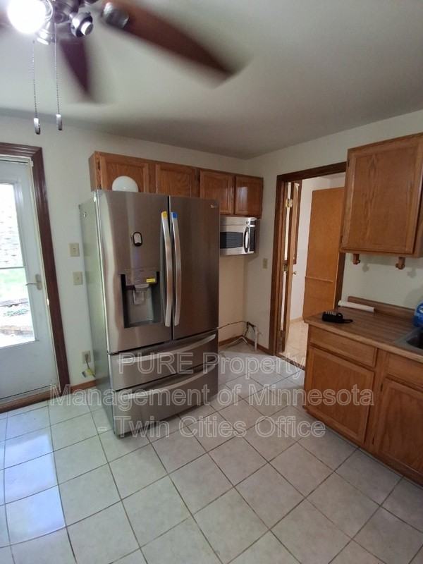 223 Warwick St Se - Photo 2 of 50