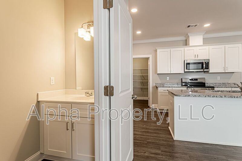 14 Alderly Way - Photo 5 of 35