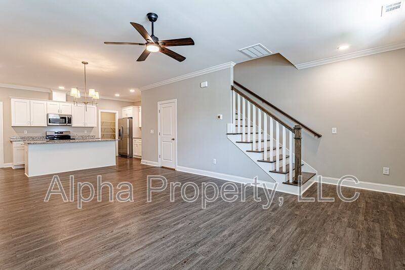 6 Alderly Way - Photo 4 of 35