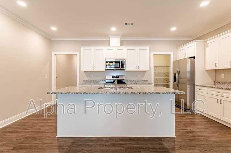 6 Alderly Way - Photo 7 of 35