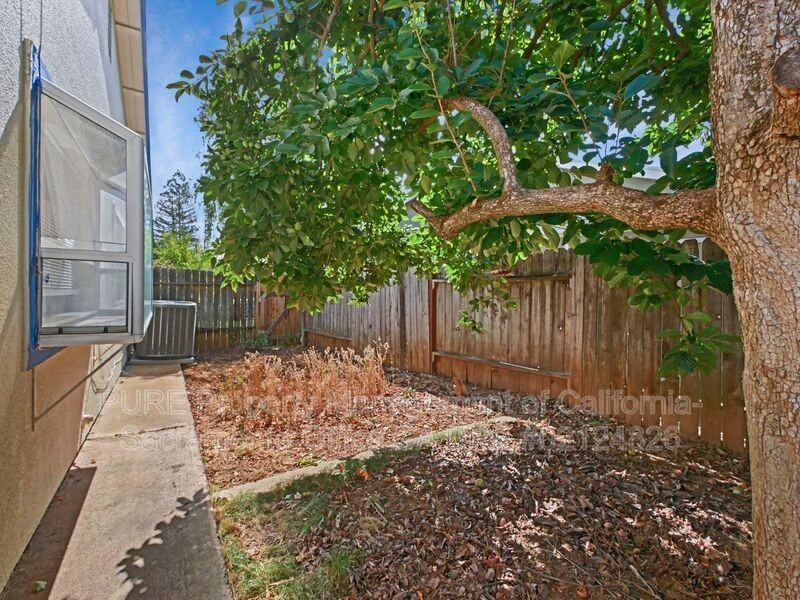 3308 Chiswell Way - Photo 6 of 40