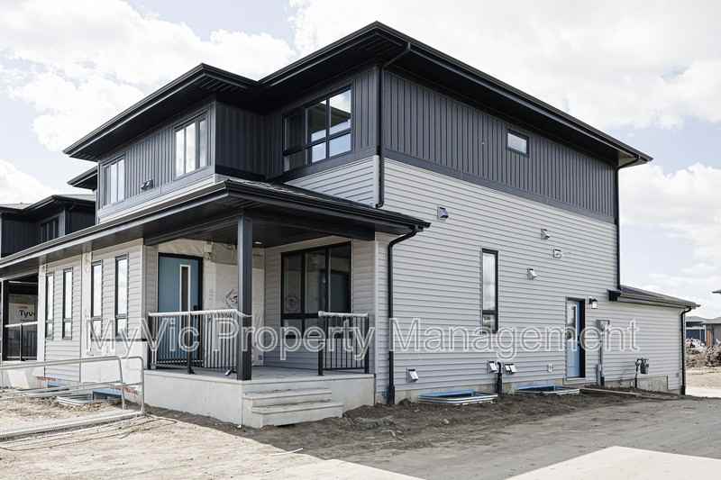 112 Greenfield Link #BS - Photo 2 of 20