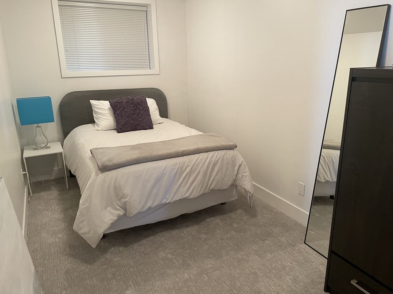 2626 Lakeview Road - Photo 2 of 3