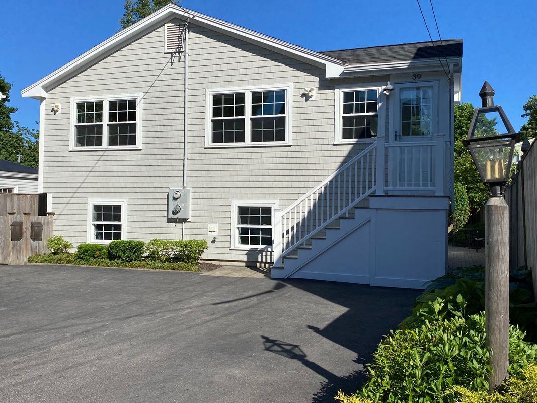 39 Warren St - Photo 2 of 20