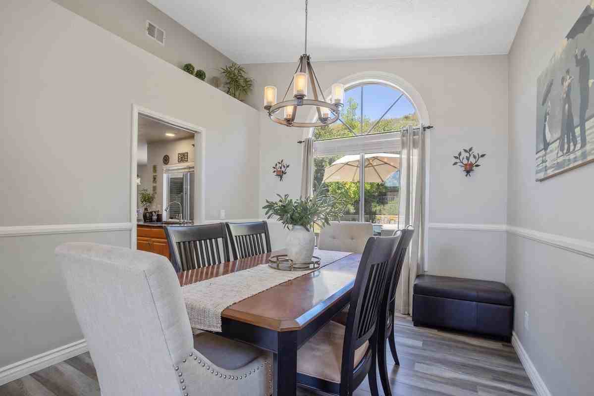 22451 Cardiff Dr - Photo 3 of 25