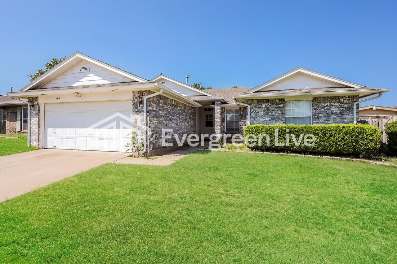 1401 Nottoway Dr - Photo 3 of 16