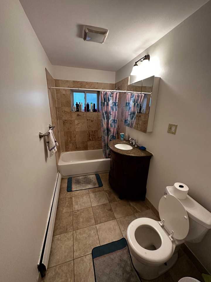 67 Chiswick Rd #4 - Photo 6 of 13