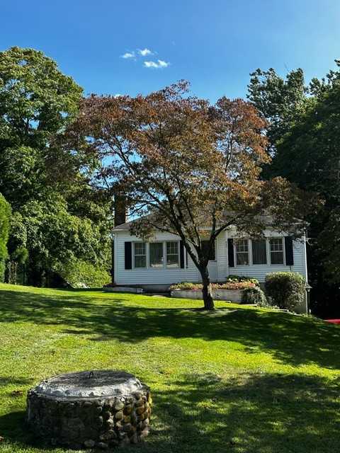 527 Boston St #NA - Photo 2 of 22