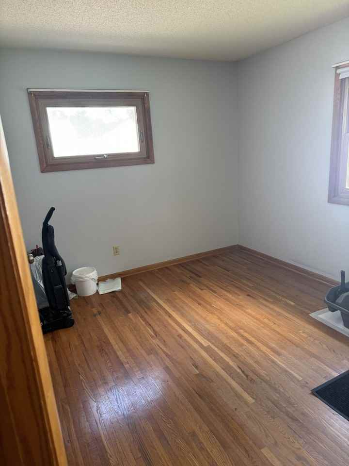 1522 7th Ave Se #NA - Photo 3 of 9