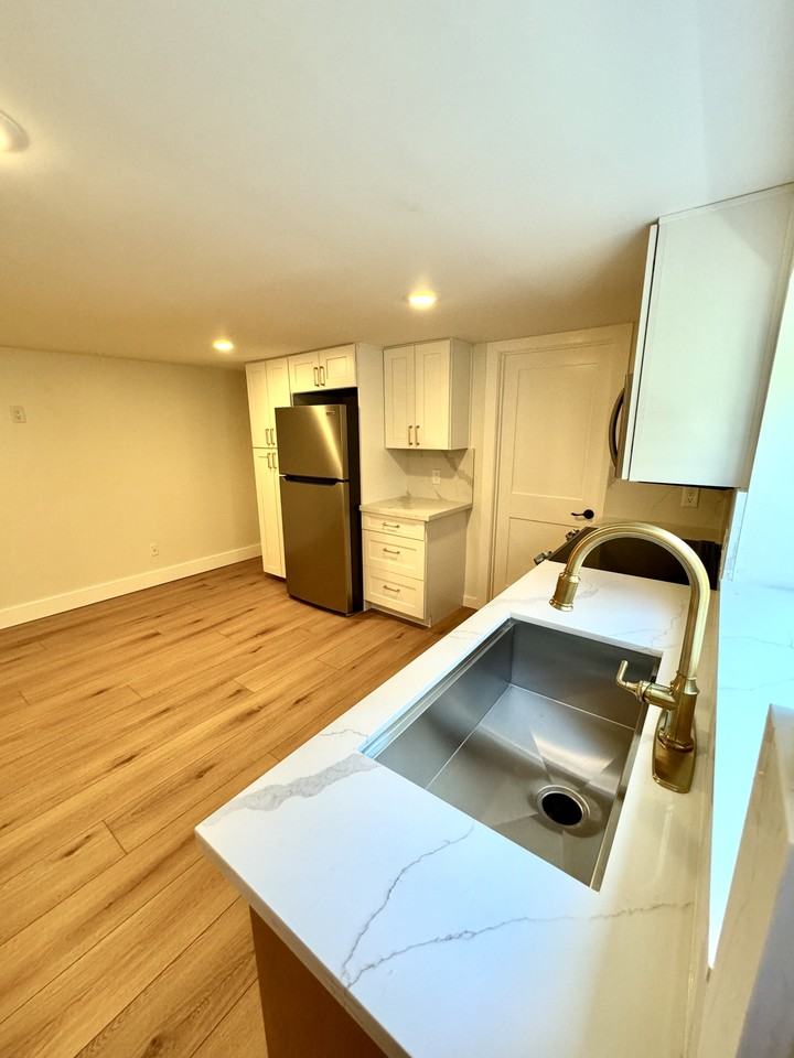 3547 Brandywine St #NA - Photo 2 of 18