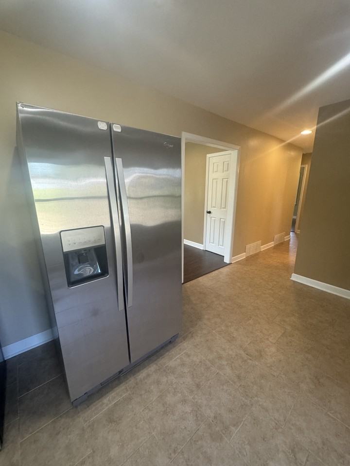 603 S Jefferson St #NA - Photo 4 of 11