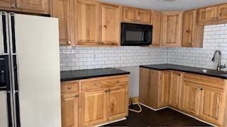 174 Harvard St #2 - Photo 2 of 11