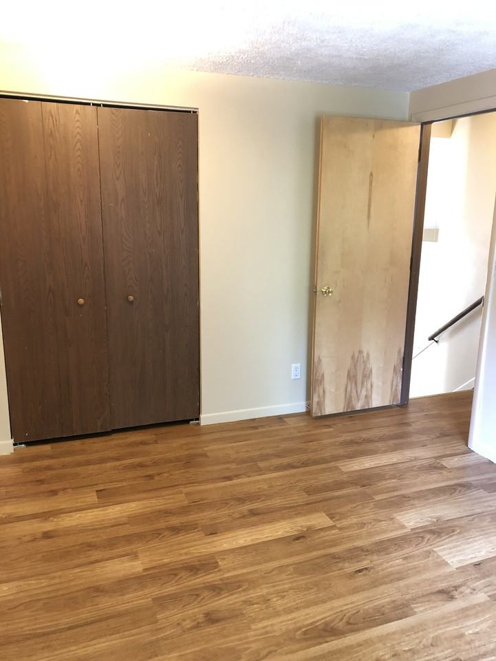 252 Stoddard Ave #NA - Photo 2 of 18