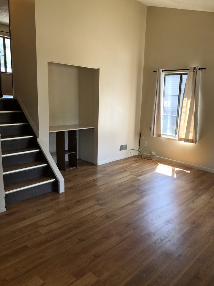 252 Stoddard Ave #NA - Photo 5 of 18
