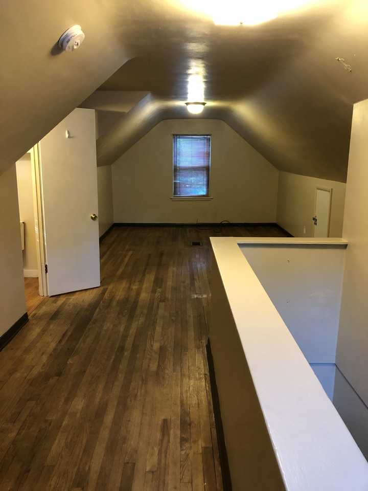 520 Cornell Ave #NA - Photo 2 of 14