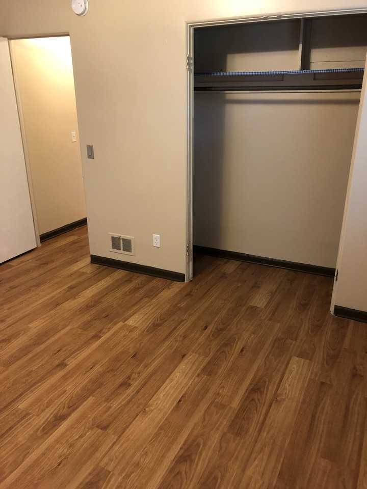 520 Cornell Ave #NA - Photo 3 of 14