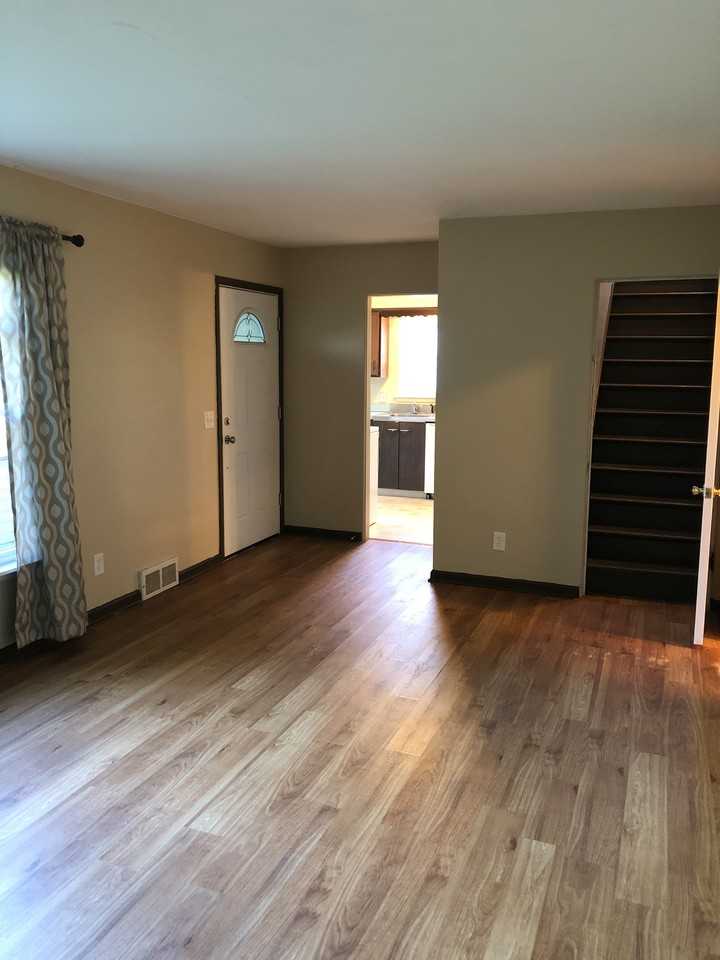 520 Cornell Ave #NA - Photo 6 of 14