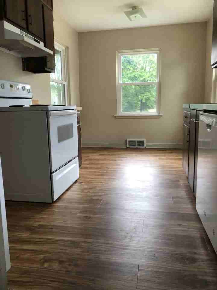 520 Cornell Ave #NA - Photo 7 of 14