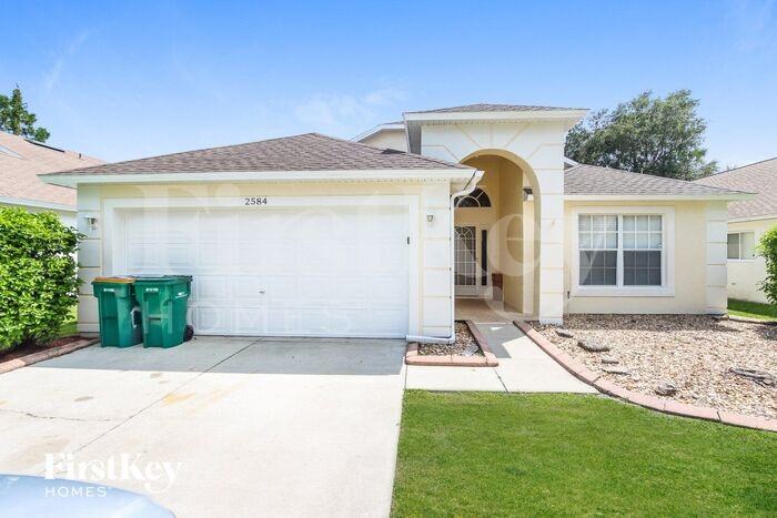 2584 Ventura Cir - Photo 2 of 15