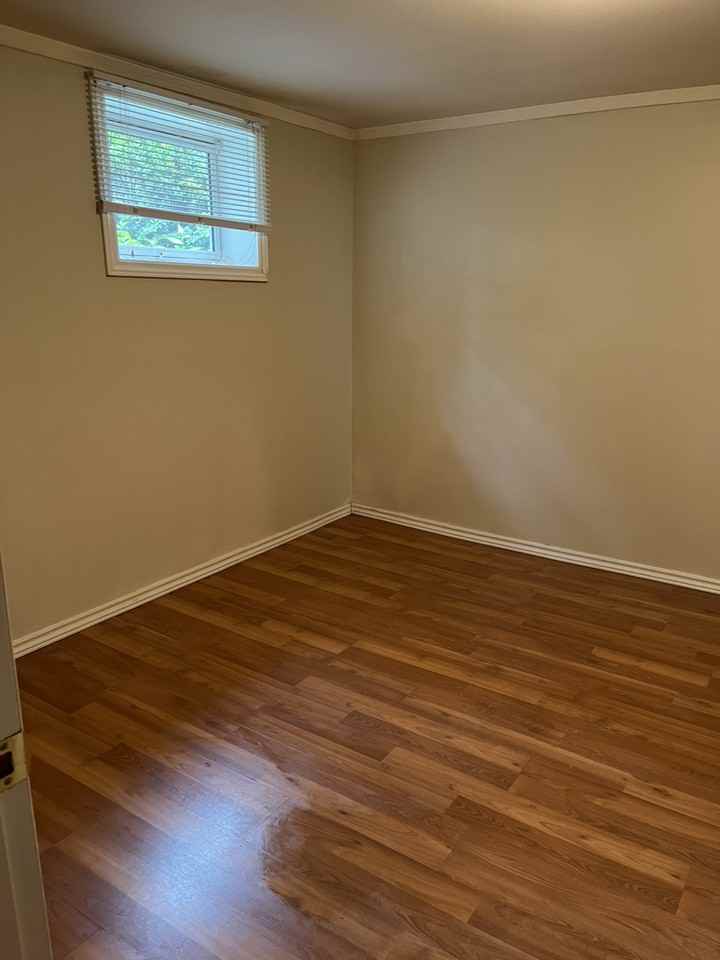 5435 39 Street #A - Photo 3 of 8