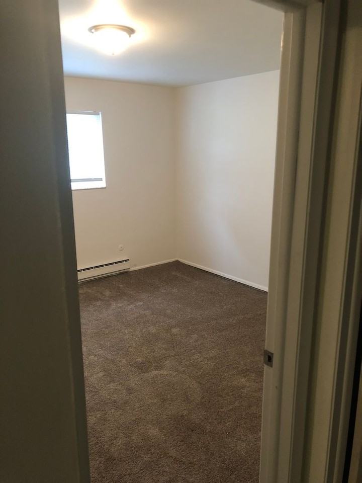 Parkview Manor Apartments - Photo 7 of 46