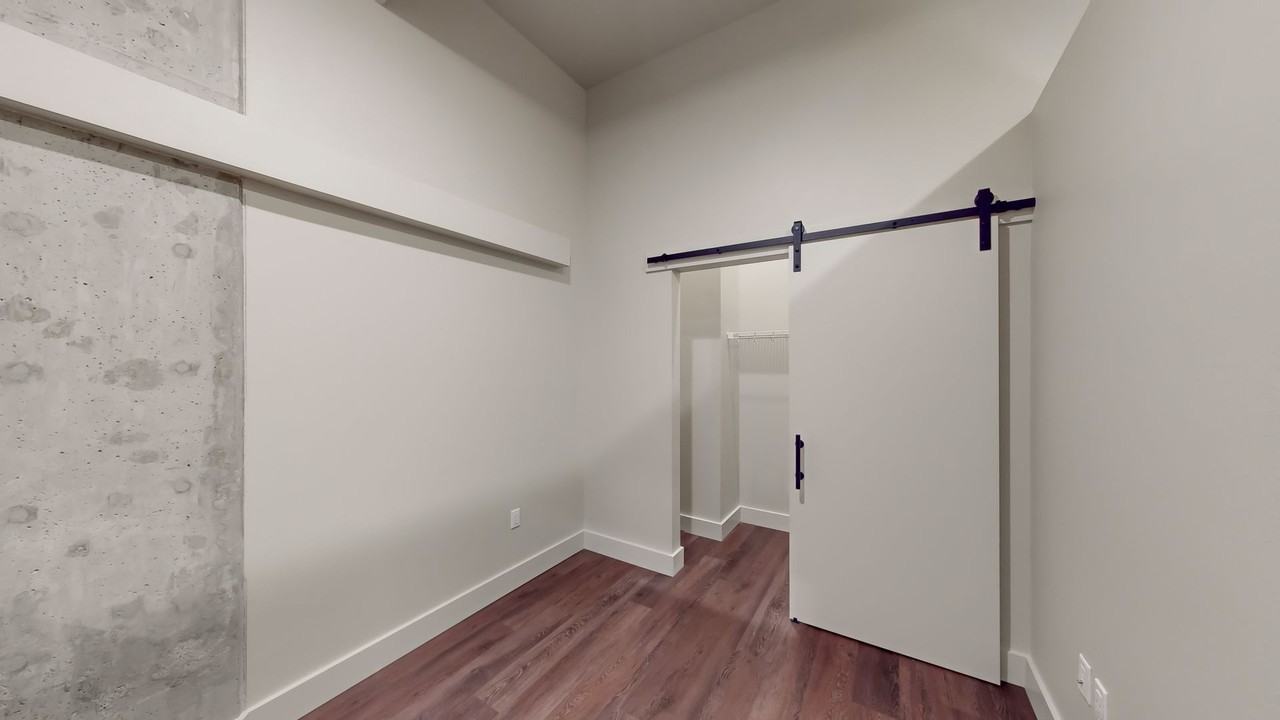 Capitol Hilltop Apartments - Photo 6 of 28