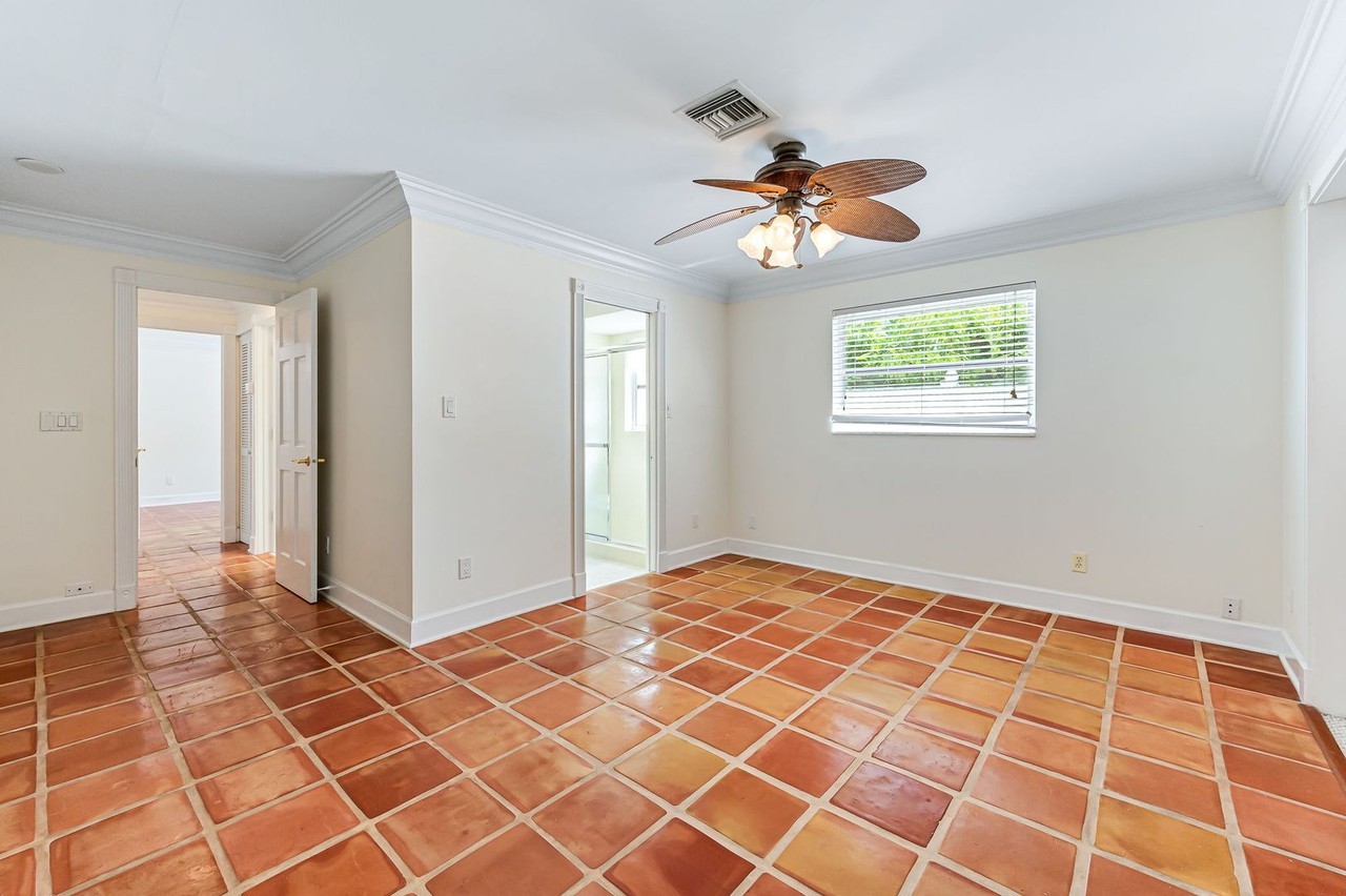 508 Fairway Ter - Photo 7 of 17
