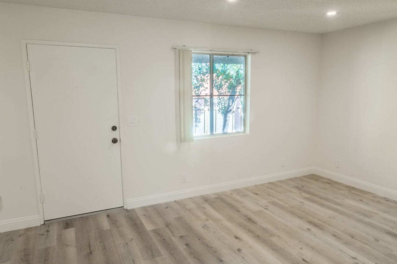 Pacific Luxury Investments, LLC - Photo 5 of 50