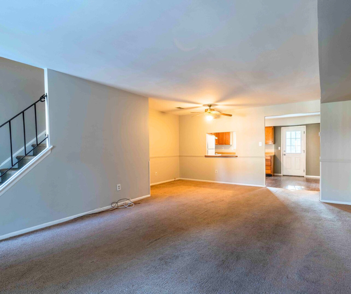 16 Kelmar Ave - Photo 2 of 21