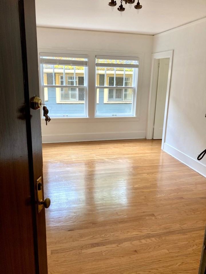 Flandora Apartments - Photo 3 of 38