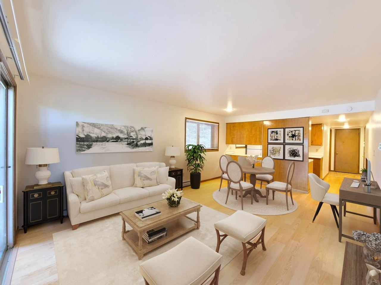 705 S. Lincoln - Photo 4 of 50