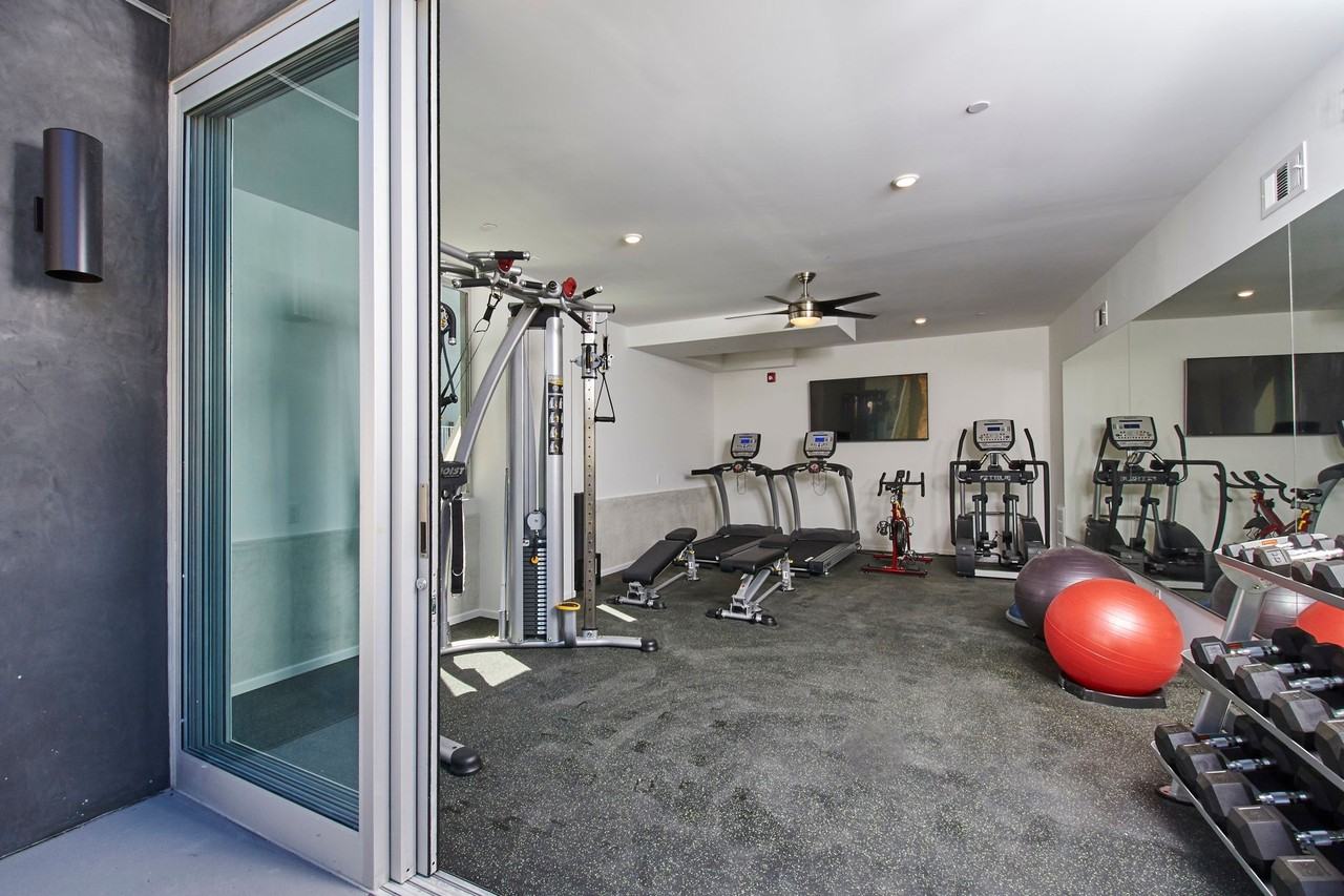 Cactus LA - Photo 5 of 50