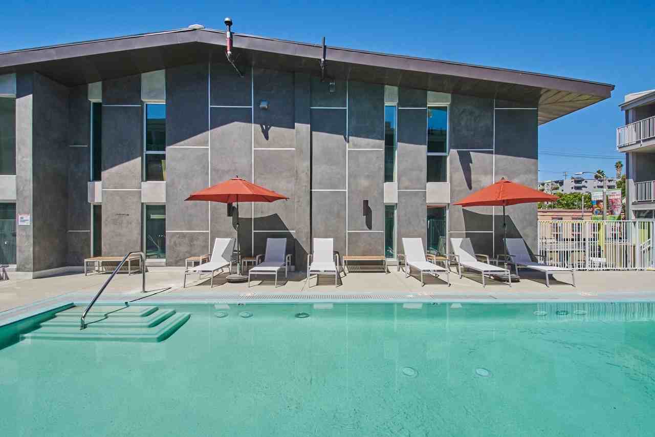 Cactus LA - Photo 7 of 50