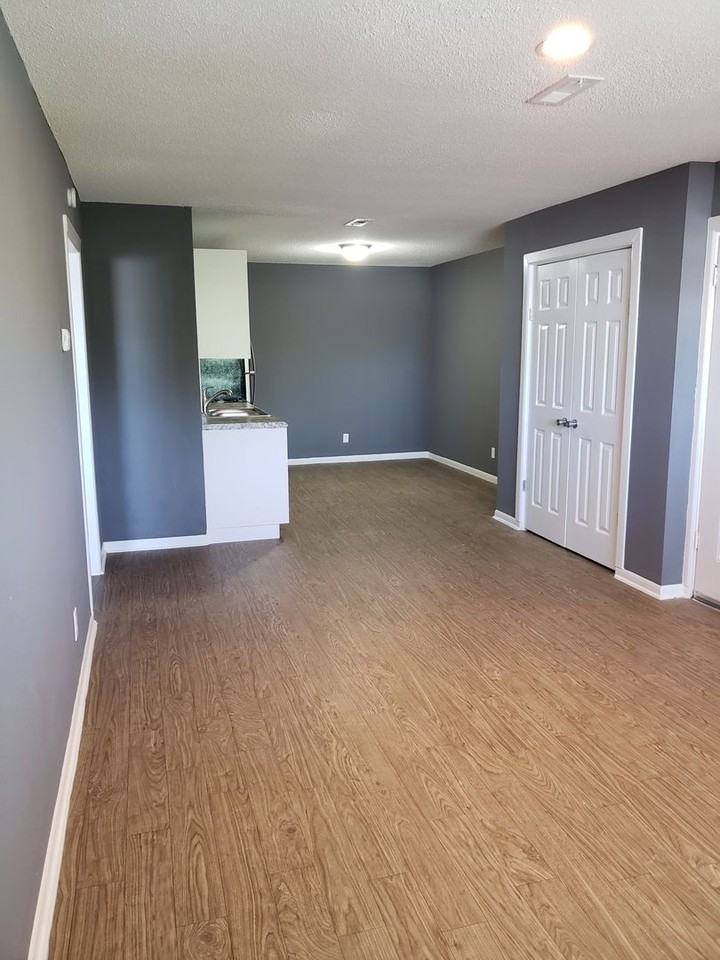 Mission Villas / Mission Villas LLC - Photo 2 of 34