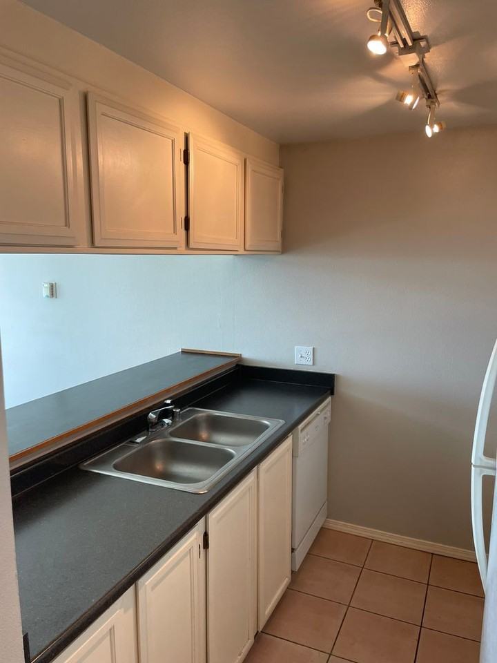4540 45th Ave Sw - Photo 5 of 21