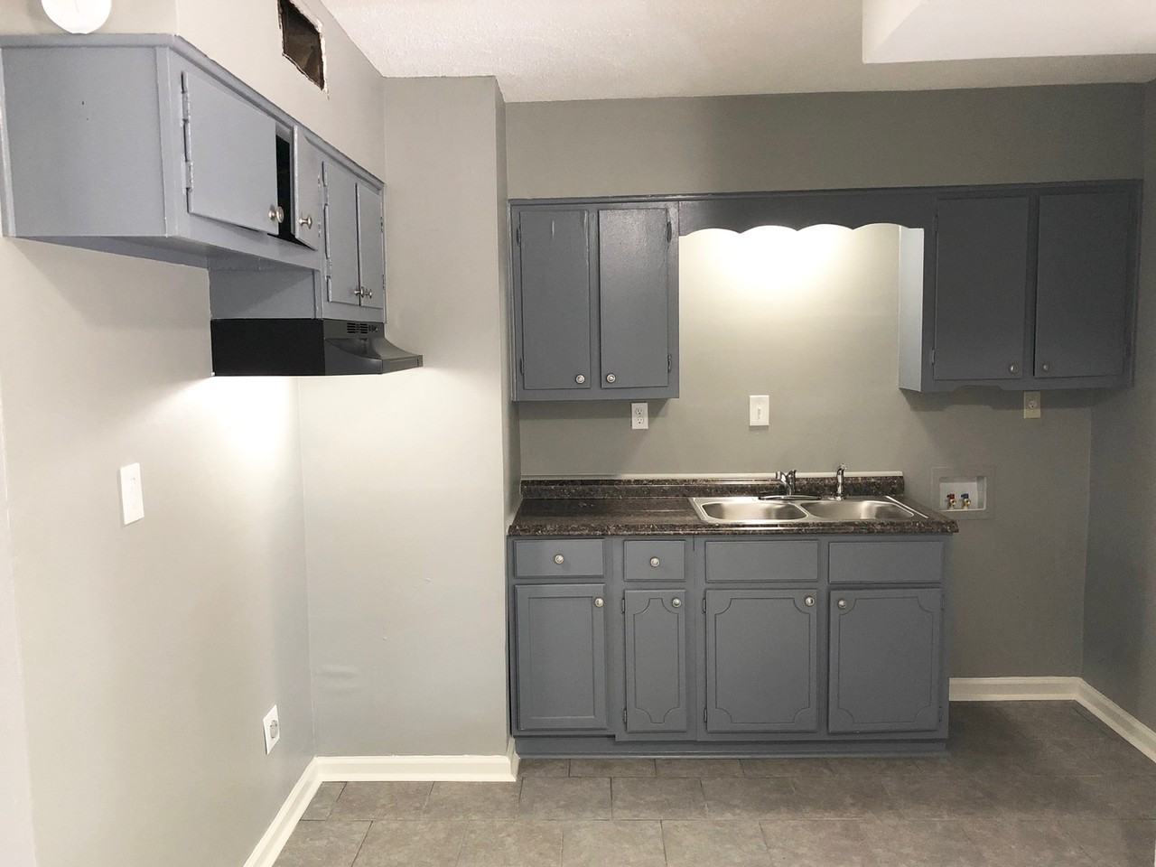 3718 Skylark Dr - Photo 3 of 9