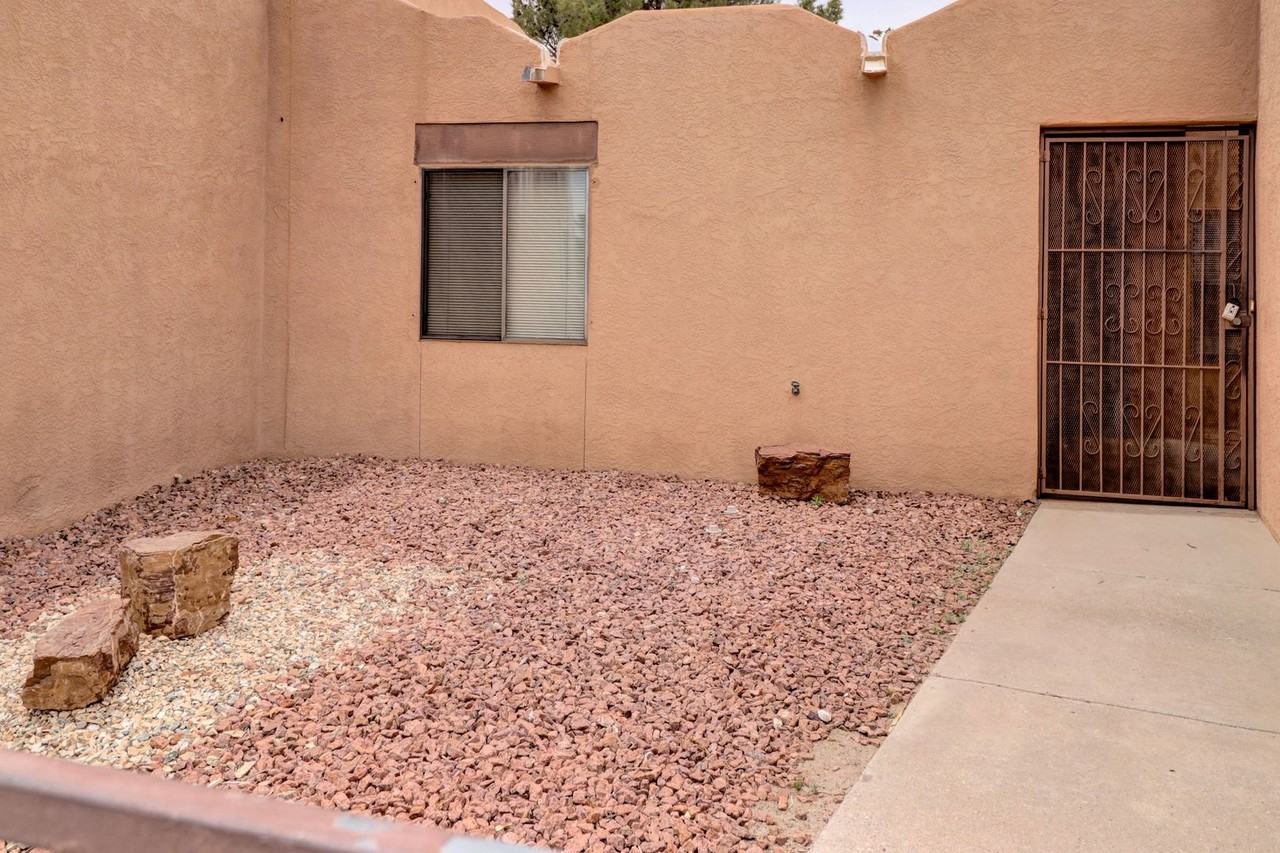 3109 Las Placitas Rd - Photo 2 of 16