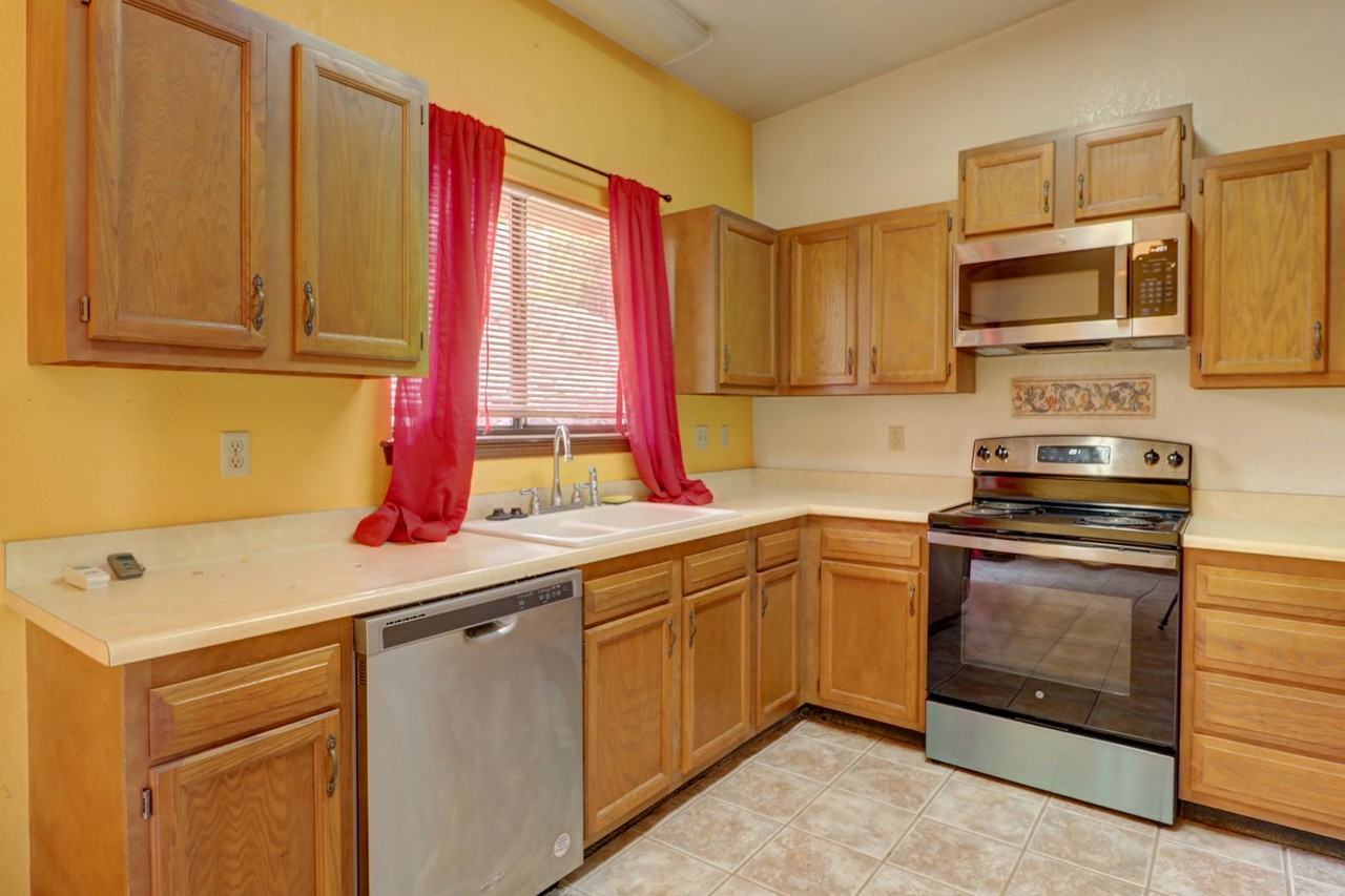 3109 Las Placitas Rd - Photo 7 of 16