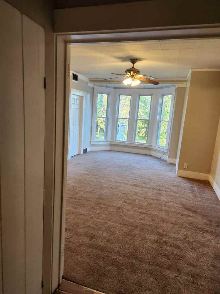 44 Main St - Photo 3 of 10