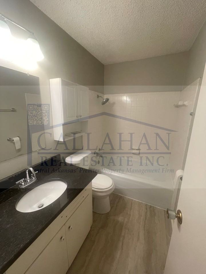 4823 Hickory Ave - Photo 5 of 9