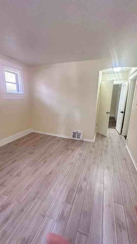 6507 Julian Ave - Photo 3 of 8
